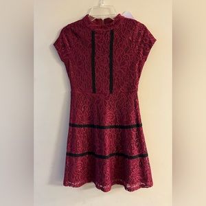NWT lace girl dress